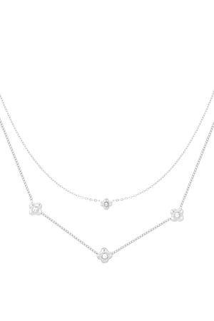 flowery necklace h5