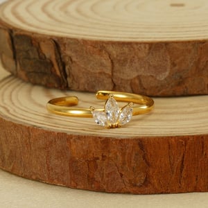 1 par de anillos de hoja de arce con incrustaciones de circonita de acero inoxidable transfronterizos para mujer, modernos y versátiles, de acero de titanio, ligeros y de lujo, ajustables. h5 Imagen2