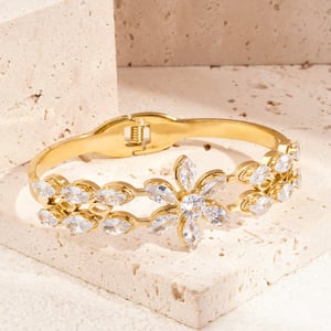 1 Stück Klassische Serie Süße Blume Edelstahl Gold Farbe Damen Armreifen h5 Bild2