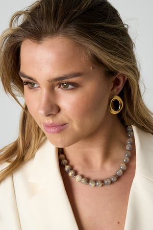 Perlenketten mit Golddetails – 12 mm h5 Bild2