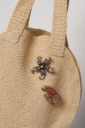 Starry Brooch h5 Picture2