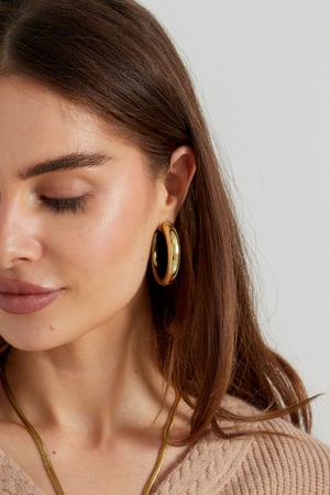 earrings round matte h5 Picture4
