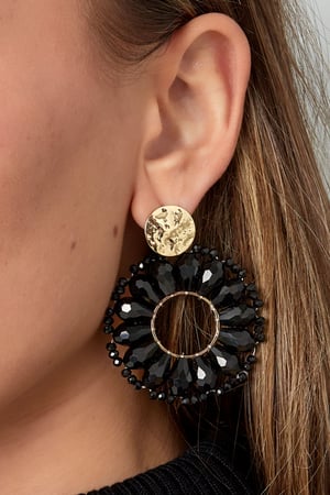 Statement daisy shape earrings h5 Picture3