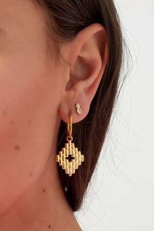 Ohrringe mit strukturierten Anhängern – Goldfarbe  - Goldfarbefarbe h5 Bild3