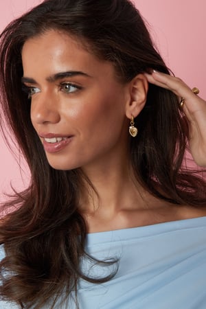 Earrings with heart charm and pearl h5 Picture2