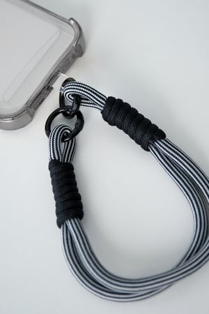 Phone cord with print - black & blue h5 Picture3