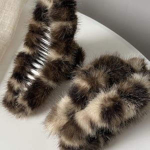 1 Piece Luxurious  Leopard Print Furry Women's Hair Clips h5 Picture3