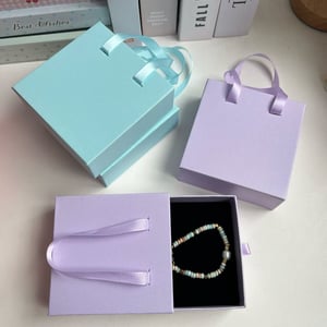 Solid Color Paper Jewelry Box Customized Logos Available h5 Picture2