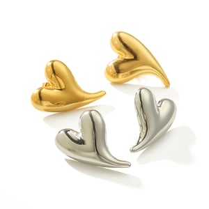 1 pair of stylish simple  gold plated stainless steel smooth heart-shaped earrings suitable for everyday wear by women h5 Picture4