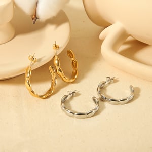 1 pair of simple and fashionable  gold-plated stainless steel geometric smooth C-shaped earrings for women's jewelry for daily wear h5 Picture3