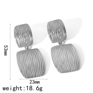 1 Paar Ohrringe mit geometrischem, quadratischem Anhänger aus 18 Karat vergoldetem Edelstahl mit übertriebener Persönlichkeit und gestreifter Textur, geeignet für den Alltag von Frauen h5 Bild6