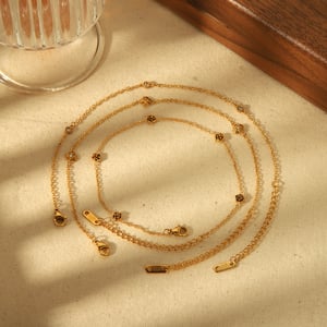 1 piece of exquisite and fashionable  gold-plated stainless steel zircon rose anklet for women for daily wear h5 Picture4
