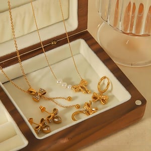 1 piece of exquisite and fashionable  gold-plated stainless steel full diamond bow pendant necklace for women's daily wear h5 Picture4