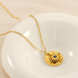 Collar con colgante unisex de acero inoxidable chapado en oro de 18 quilates con diamantes de imitación, serie simple, estilo retro geométrico, 1 unidad h5 Imagen5