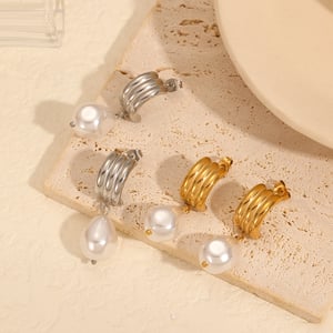1 pair simple series retro geometric  gold plated artificial pearl stud earrings h5 Picture3