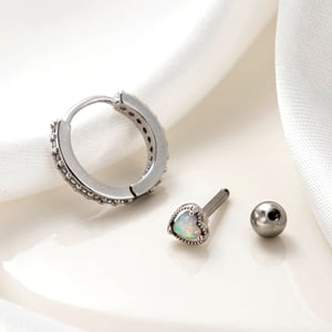 1 pieza de pendientes de botón de cobre con forma de corazón clásico, sin chapado, con circonitas para mujer h5 Imagen7