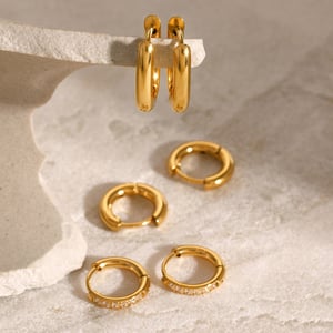 1 Paar Simple Series Elegantes ringförmiges Edelstahl-Ohrring-Set mit 18 Karat vergoldetem Strass für Damen h5 Bild4