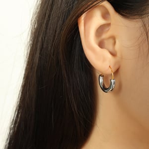 1 Paar einfache geometrische Creolen aus Edelstahl mit 18 Karat Vergoldung für Damen h5 Bild7