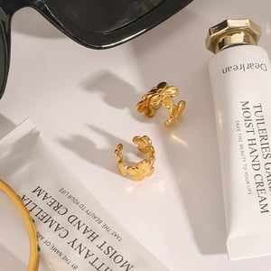 1 Pair Luxurious Series Gorgeous Flowers Stainless Steel Gold Color Women's Clip-on Earrings h5 Picture6