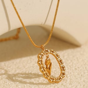 1 Piece Elegant Series Daily Tulip Shape Stainless Steel Gold Color Women's Pendant Necklaces h5 Picture3