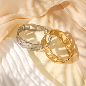 1 Piece Gleaming Series Classic Twist Stainless Steel Gold Color Women's Bangles h5 Picture3