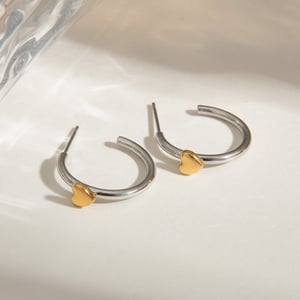 1 Paar Creolen aus der Romantic Series mit klassischem Herz-Design aus Edelstahl, vergoldet h5 Bild4