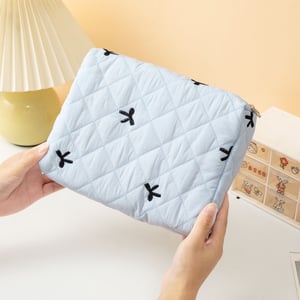 1 Piece Classic Travel Bowknot Portable Large Capacity Beauty Case With Random Printing Design Women's Quilted Cosmetic Bags h5 Picture7