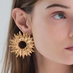 1 pair luxurious series retro annular stainless steel  gold plated women stud earrings h5 Picture5