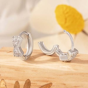 1 Piece Ornate Series Radiant Bow Knot Circle Copper Zircon Women's Hoop Earrings h5 Picture4