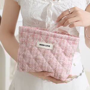 1 Piece Fashionable Sweet Style Patchwork Polyester Women's Makeup Bag h5 Picture4