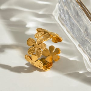 1 Piece Sweet Flower Stainless Steel Gold Color Statement Ring h5 Picture3