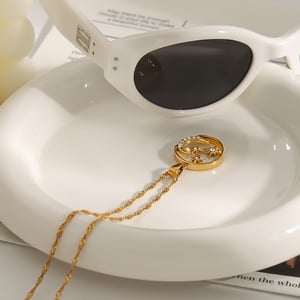 1 Piece Luxurious Series Star & Moon Pattern Stainless Steel Gold Color Women's Pendant Necklaces h5 Picture6