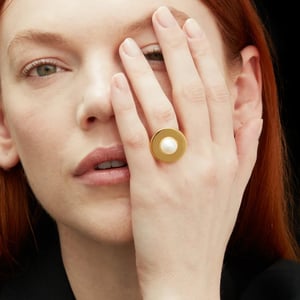 1 paio di anelli regolabili da donna in acciaio inossidabile placcato oro  con perle artificiali della serie semplice h5 Immagine5