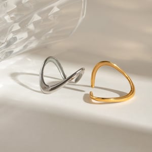 1 paar eenvoudige serie eenvoudige geometrische roestvrijstalen  vergulde dames verstelbare ringen h5 Afbeelding4