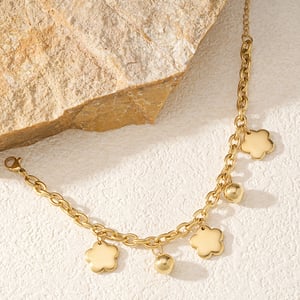 1 Piece Romantic Series Elegant Flower Titanium Steel   Gold Color  Women's Charm Bracelets h5 Picture6