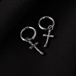 1 Paar filigrane Kreuz-Ohrstecker aus Edelstahl für Herren h5 Bild4