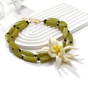 1 Piece Holiday Style Beaded Dimensional Large Flower Women's Beaded Necklaces h5 Picture3