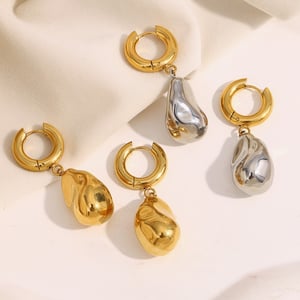 Lightweight Elegant gold colored stainless steel women's earrings h5 Picture4