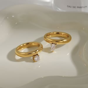 Klassische Ringe aus goldfarbenem Edelstahl mit Edelsteinen h5 Bild3