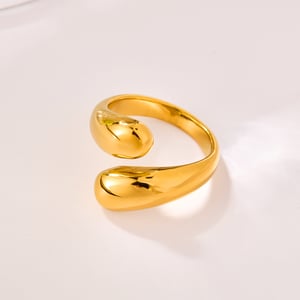 1 Stück minimalistische unregelmäßige Edelstahlringe in Goldfarbe für Damen h5 Bild3