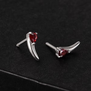 1 Piece Delicate Series Wolf Tooth Shape Stainless Steel Men's Earrings h5 Picture4