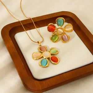 Stylish Colored Glass Flower Stainless Steel Women's Necklaces h5 Picture3