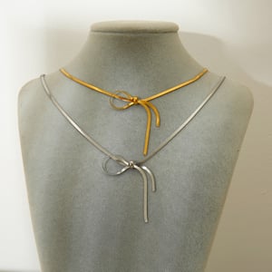 Simple Sophisticated Bow Shaped Gold Colored Stainless Steel Women's Necklaces h5 Picture3