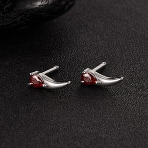 1 Piece Delicate Series Wolf Tooth Shape Stainless Steel Men's Earrings h5 Picture5