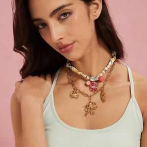 Collane con ciondolo da donna in acciaio inossidabile color oro della serie Marine Organism h5 Immagine4