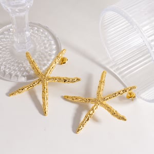 Stylish Solid Colored Starfish Stainless Steel Women's Stud Earrings h5 Picture2