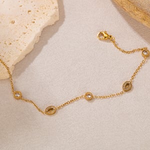 1 Paar Simple Series Tägliche geometrische Edelstahl Goldfarbene Damen-Kettenarmbänder h5 Bild6