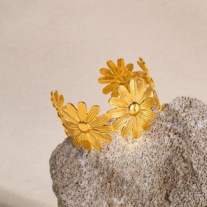 1 Stück Simple Series Retro Flower Edelstahl Goldfarben Damen Manschettenarmbänder h5 Bild4
