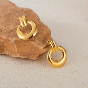 1 Paar Simple Series Tägliche geometrische Edelstahl Goldfarbene Damen-Ohrstecker h5 Bild6