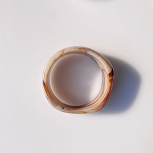 Light Luxury Round Smooth - surface Blurred Acrylic Women's Bracelets h5 Picture3